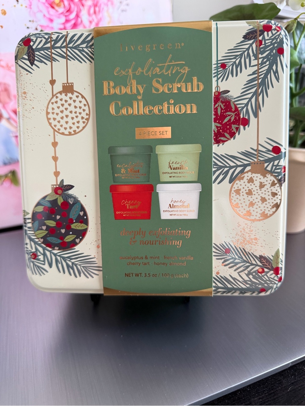 Exfoliating Body Scrub Collection - Holiday Tin, Green & Red